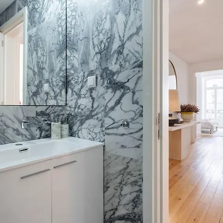 178 Stunning Parliament Views - By Feeling Apartamento