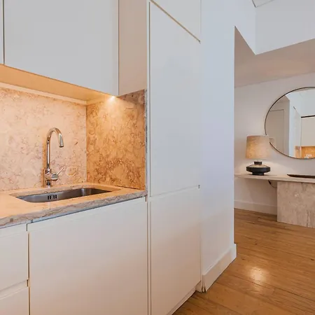 178 Stunning Parliament Views - By Feeling Apartamento