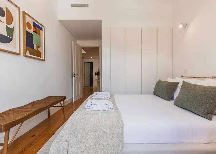 Apartment 178 Stunning Parliament Views - By Feeling