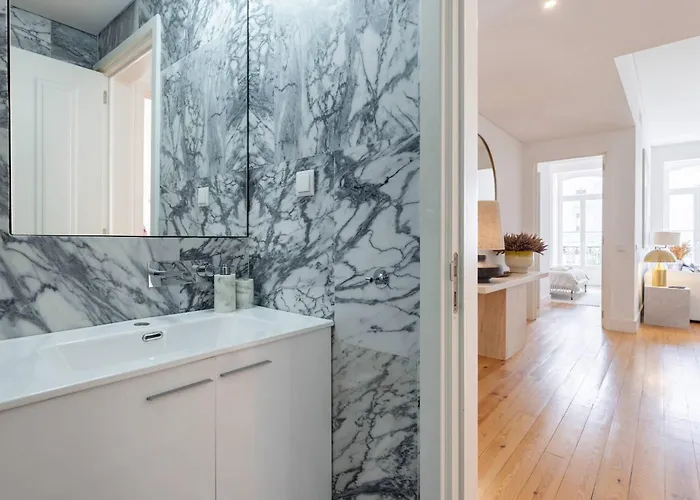 178 Stunning Parliament Views - By Feeling Apartment