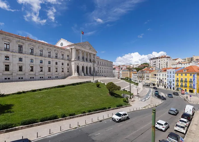 Apartment 178 Stunning Parliament Views - By Feeling
