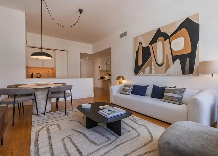 Apartment 178 Stunning Parliament Views - By Feeling *